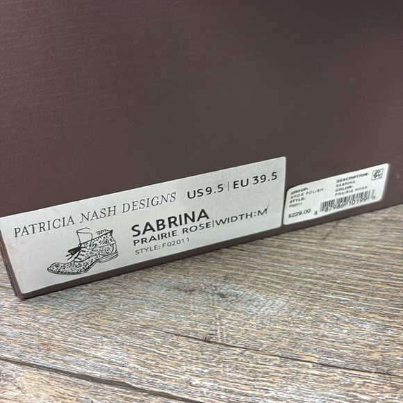 SOLD IN STORE Patricia Nash SABRINA Prairie Rose Perforated Leather - Picture 12 of 12